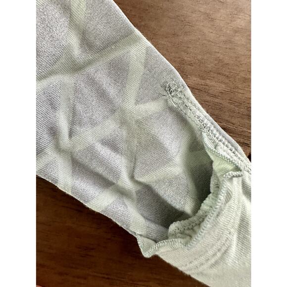 NWT Kickee Pants Green Iridescent Mermaid Scales Zipper Bamboo Baby Footie 0-3M - Picture 4 of 8